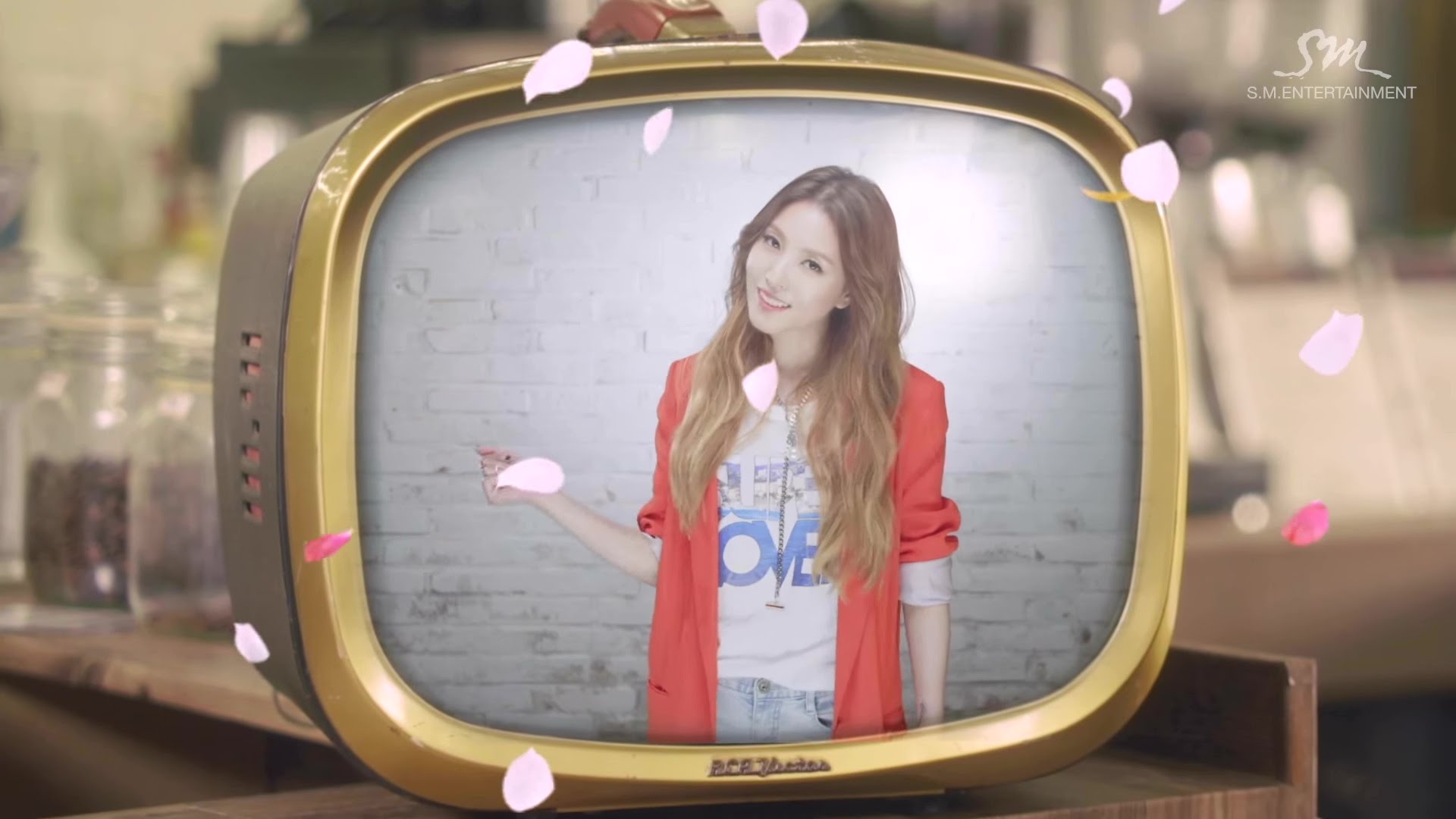 BoA「Who Are You(Feat. Gaeko)」歌詞で学ぶ韓国語